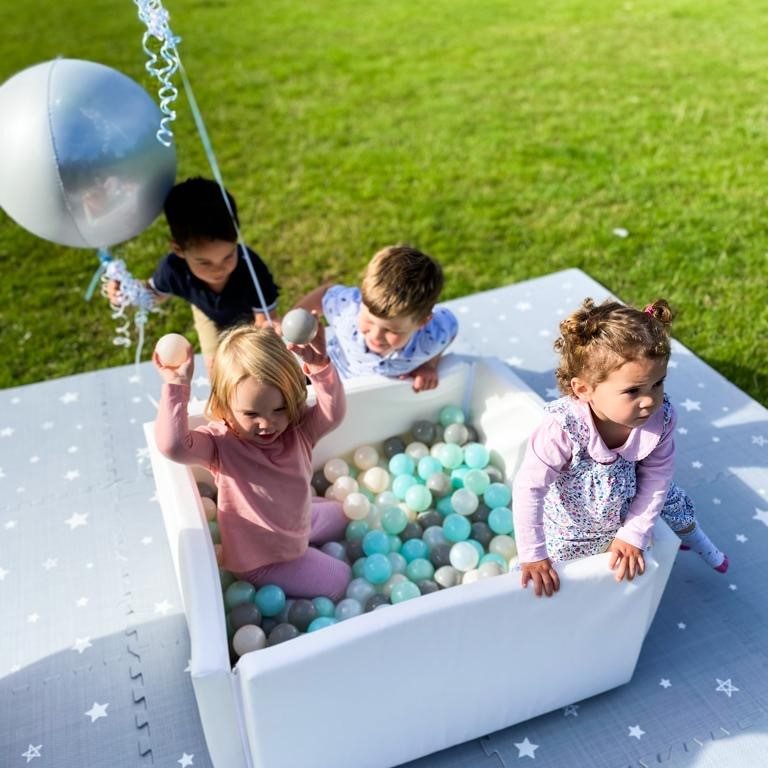 Ball pit amateur 2